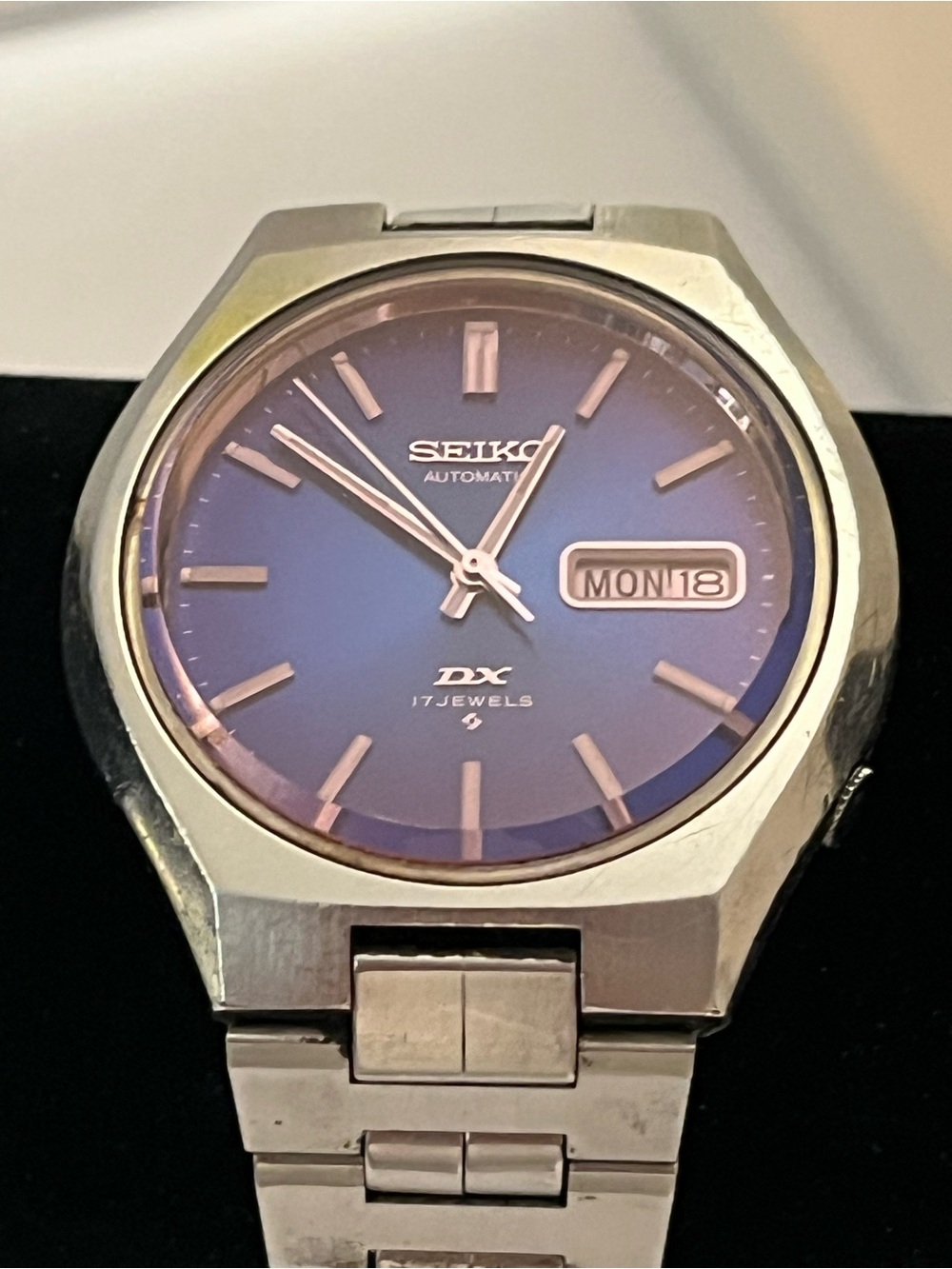 1974 Seiko DX Automatic 17 Jewels Watch Purple Tinted Glass Crystal Working READ